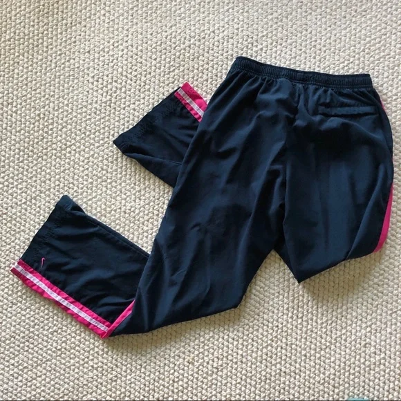 Vintage Nike Pink Navy Women’s Track Suit Jacket & Pant SET - Picture 6 of 8